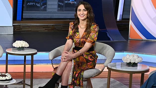 m_sara_bareilles_010421
