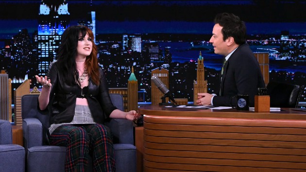 m_gayletonightshow_010622