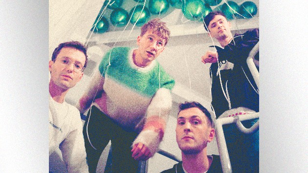 m_glassanimals_poonehghana_011021