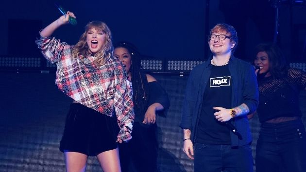 m_taylorswift_edsheeran_021122