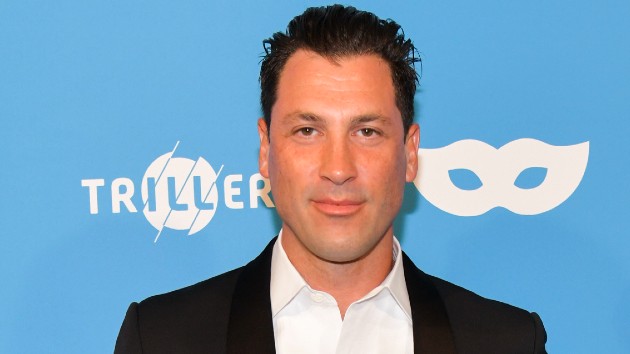 getty_maksim_chmerkovskiy_02252022