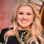 getty_kelly_clarkson_031122