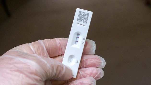 getty_covid_test_03252022