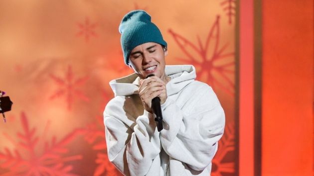 m_justinbieber_033122