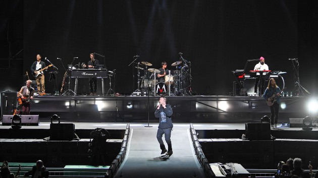 getty_maroon5_041822