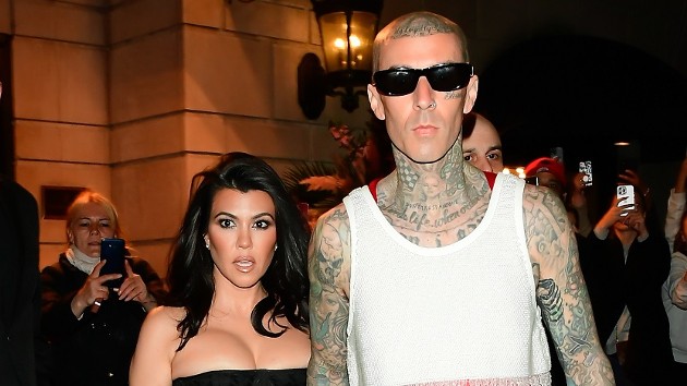 getty_travis_barker_khloe_kardashian_05162022