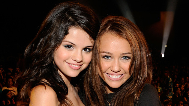 getty_selena_miley_051722