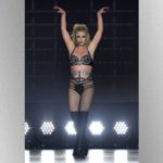 getty_britneyspearsonstage_072022