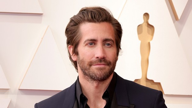 getty_jake_gyllenhaal_08022022