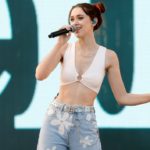 getty_embeihold_091422