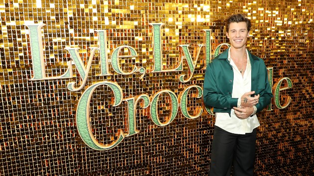 m_shawnmendes_100422