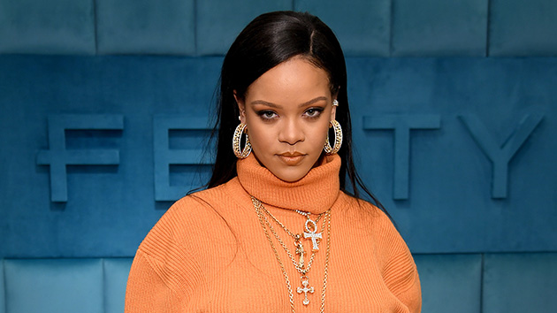 getty_rihanna_101422-2