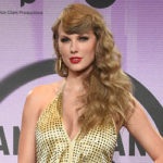 m_taylor_swift_112322