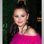 m_selenagomezsmiling_121422