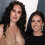 getty_rumer_willis_demi_moore_12222022
