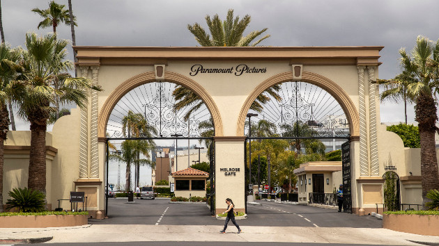 getty_5223_hollywoodstrikeparamount_0281066