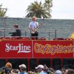 getty_edsheeranonbus_050823226401