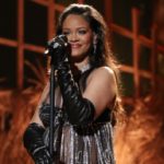 m_rihannaatoscars_041123539056