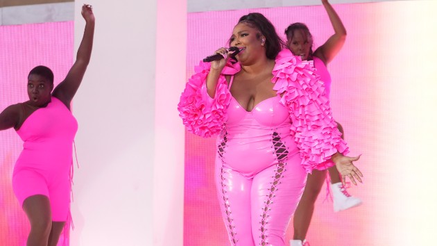 m_lizzo_050523796669