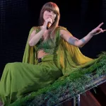 getty_taylorswiftgreen_060723812123