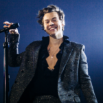 getty_harrystyles_062923856633
