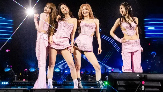 getty_blackpink_070323219635