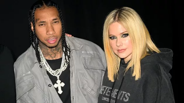 getty_avrilandtyga_070523224997