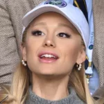 getty_arianablondeatwimbledon2_090123956008