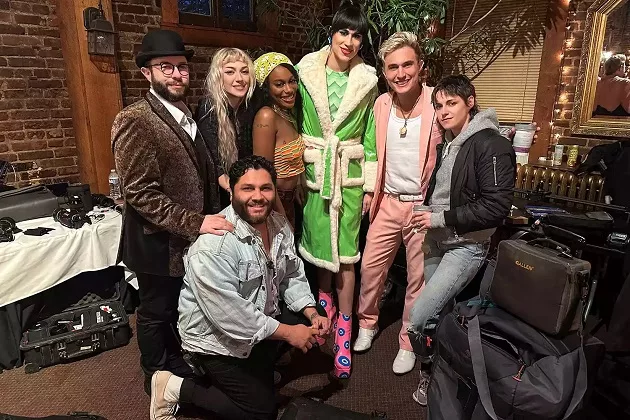 e_living_dead_09262023867223