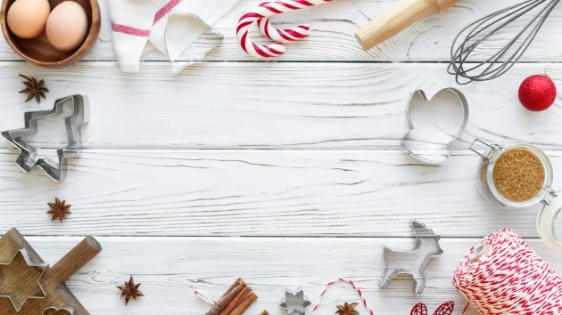 getty_christmas_baking_10032023136978