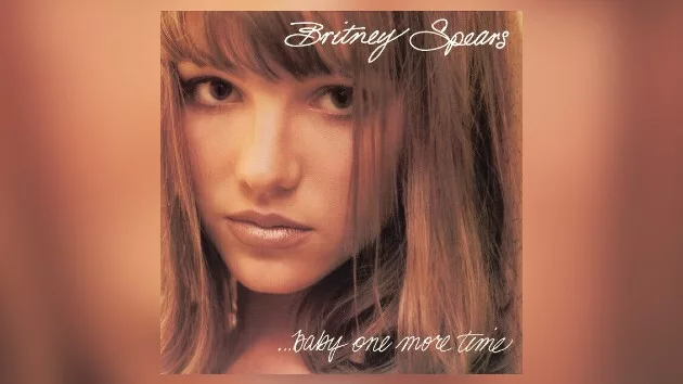 m_britneyspearsbabyonemoretime_102423308629