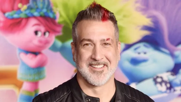 getty_joeyfatone_112123870160