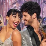 e_dwts_gomez_winners_12062023373235