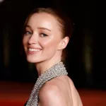 getty_phoebe_dynevor_01032023179805