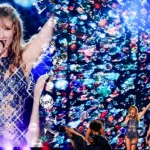 getty_taylorswiftbejeweledbackdrop_010423777447