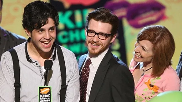 getty_josh_drake_drakes_mom_03212024380461