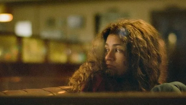e_euphoria_zendaya_11232021232927