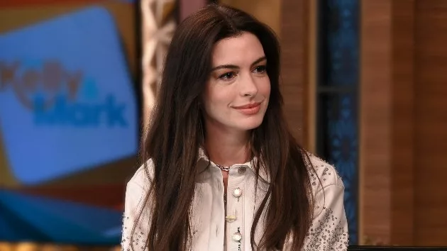 e_anne_hathaway_03252024134792