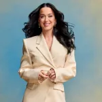 m_katyperrywhitesuitartstreiber_042424791580