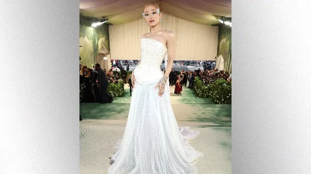 getty_arianagrandemetgala_050724698274