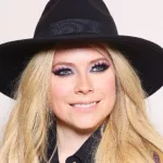 getty_avrillavigne_062824294072