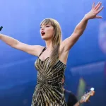 getty_taylorswiftblackandgold_071424161668
