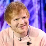 m_edsheeranongmasmiling_100423435569