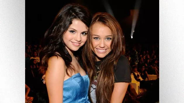 getty_selenaandmiley_072924525417