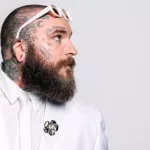 m_teddy20swims_claire20marie20vogel_0100124490438