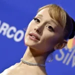 getty_arianagrance_012325294200