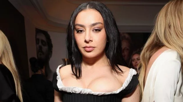 getty_charlixcx_012325565372