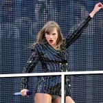 getty_taylorswiftblazer_012925494016