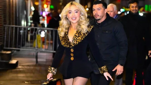 getty_sabrinacarpenternannyoutfit_022525116817