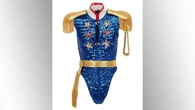 m_chappellroanhottogooutfit_020625439764